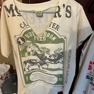 Jaded Gypsy Women's Graphic V-Neck Top - White and Green